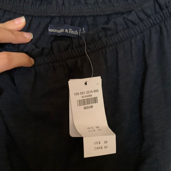 NWT Abercrombie & Fitch off the shoulder embroidered floral sleeve dress - Picture 4 of 4